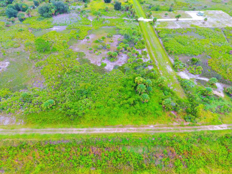  Commercial & Industrial Land Images 