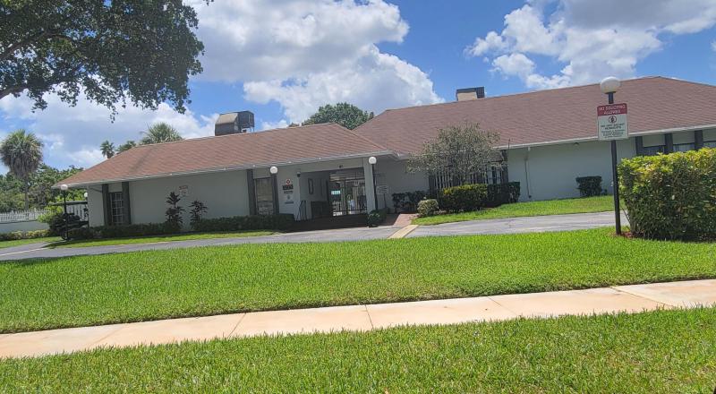  Condo & Townhome Photos
