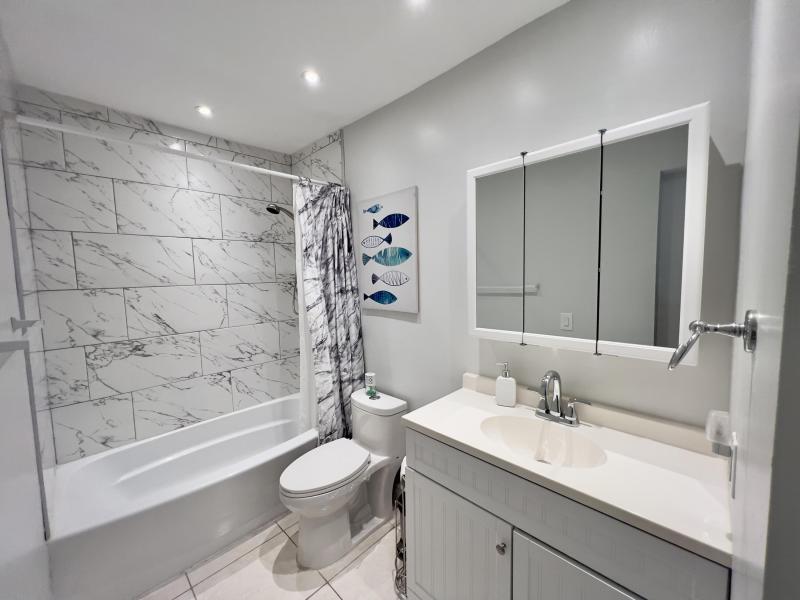  Condo & Townhome Photos