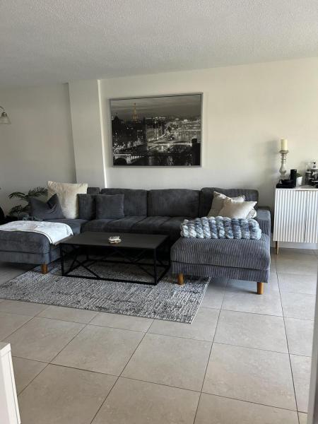  Condo & Townhome Photos