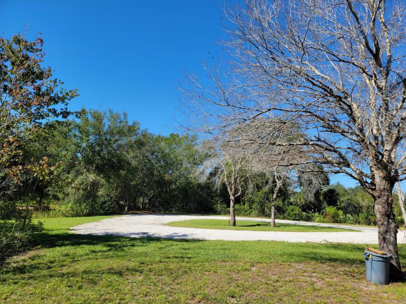  Commercial & Industrial Land Images 
