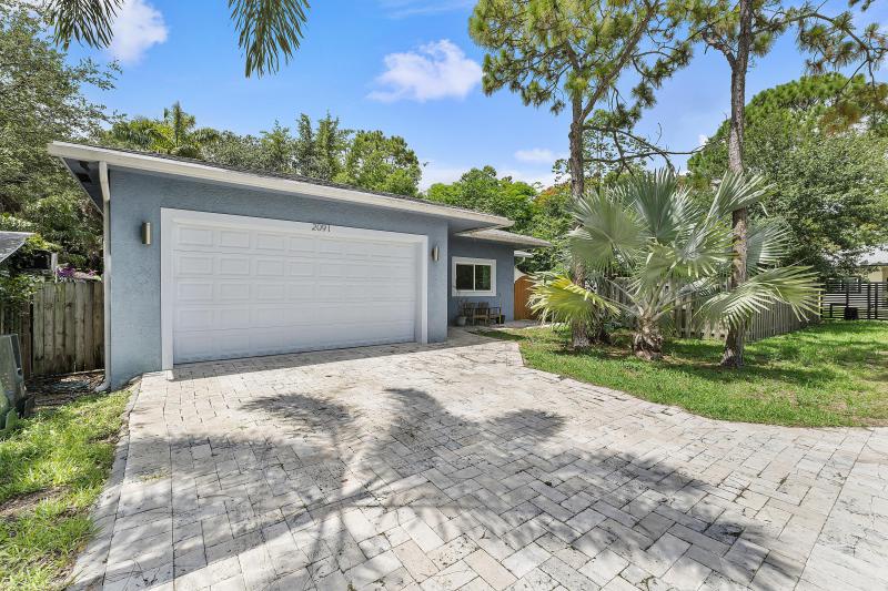 First Photo for Home For Sale at 2091 SW 29th Fort Lauderdale, FL. 33312