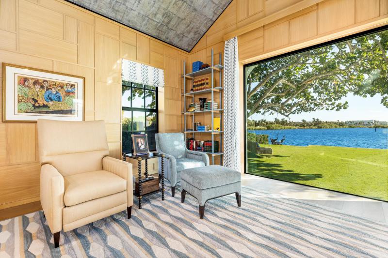  Single Family Homes Photo 10:  Palm Beach,  FL 33480