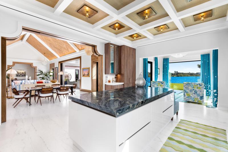  Single Family Homes Photo 15:  Palm Beach,  FL 33480