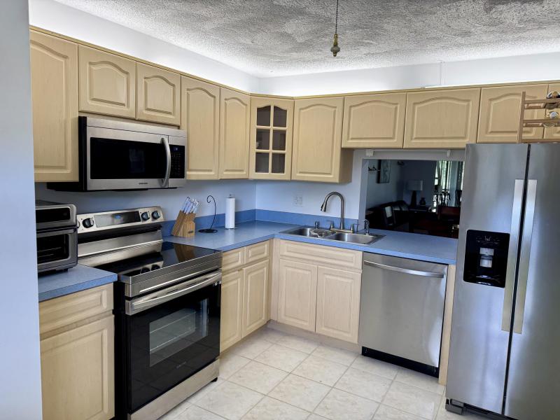  Condo & Townhome Photos
