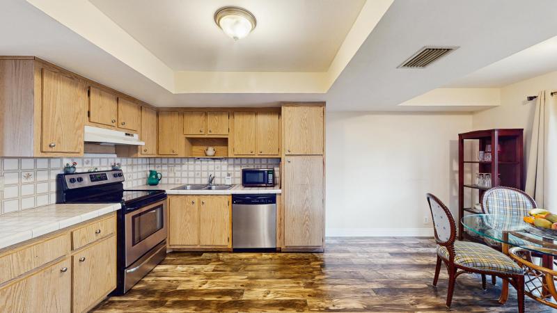  Condo & Townhome Photos