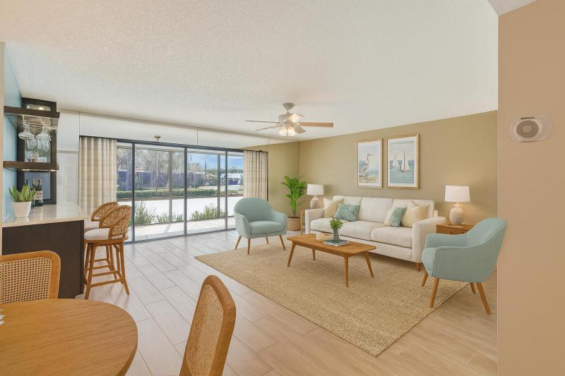  Condo & Townhome Photos