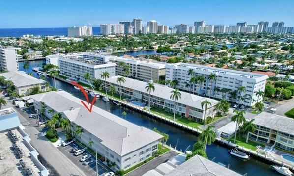  Condo & Townhome Photos