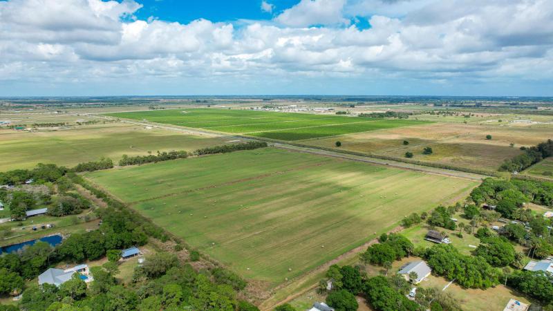  Commercial & Industrial Land Images 