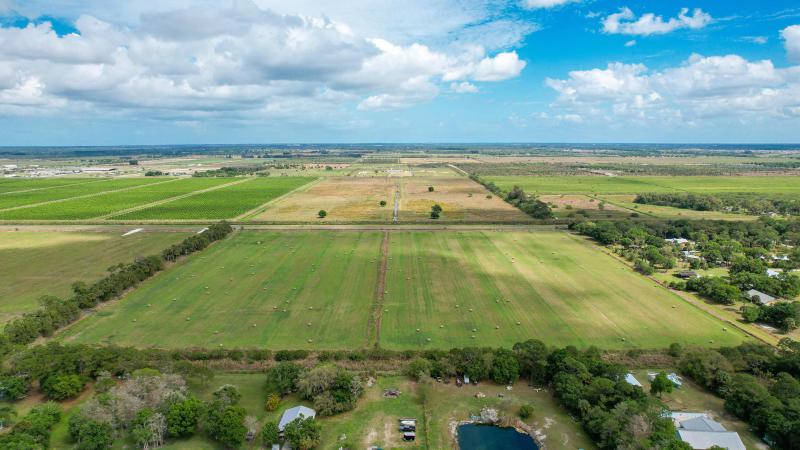  Commercial & Industrial Land Images 