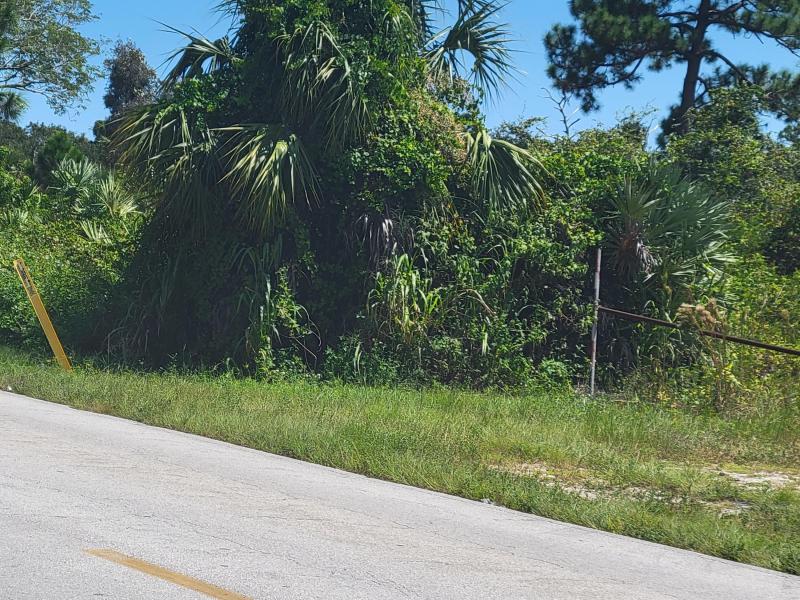  Commercial & Industrial Land Images 