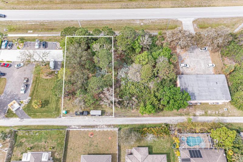 Commercial & Industrial Land Images 