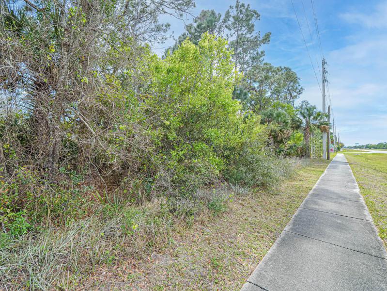  Commercial & Industrial Land Images 