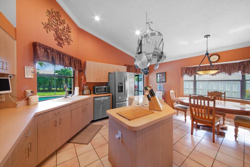  Single Family Homes Photo 15:  Coral Springs,  FL 33076
