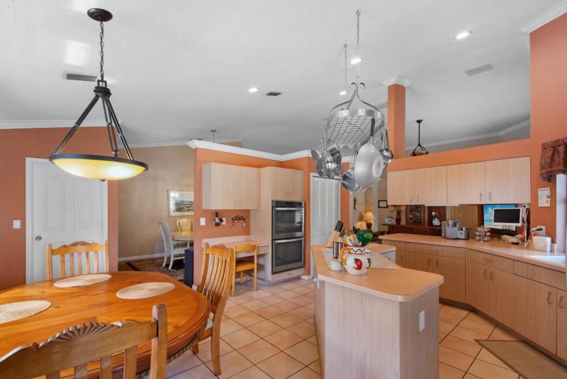  Single Family Homes Photo 16:  Coral Springs,  FL 33076