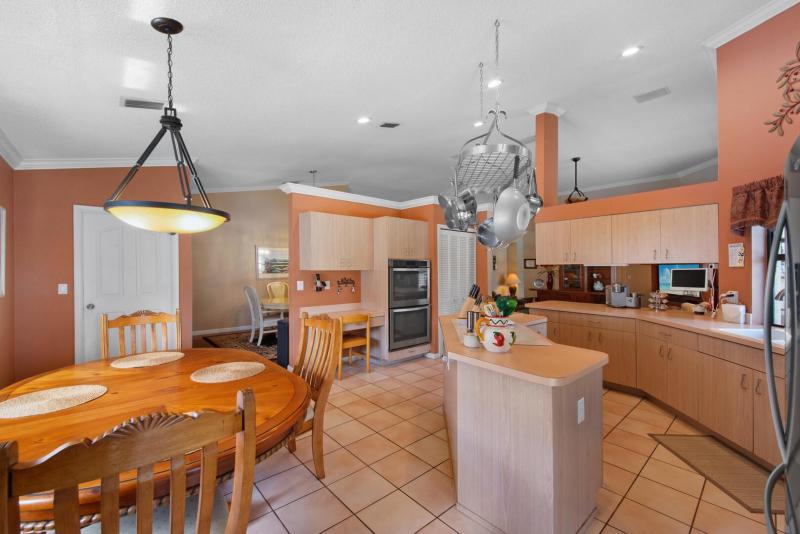  Single Family Homes Photo 17:  Coral Springs,  FL 33076
