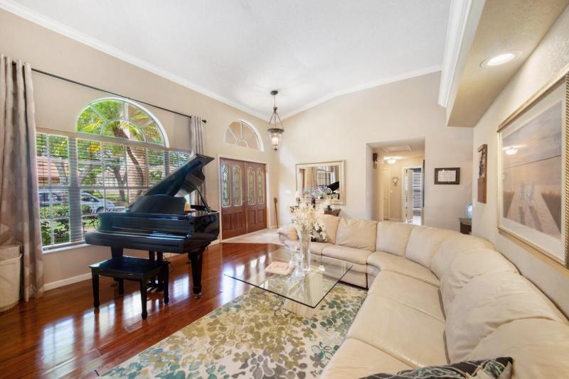  Single Family Homes Photo 7:  Coral Springs,  FL 33076