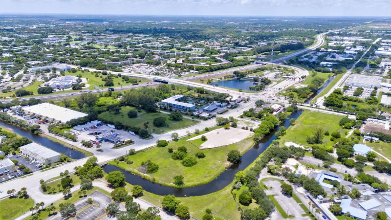  Commercial & Industrial Land Images 