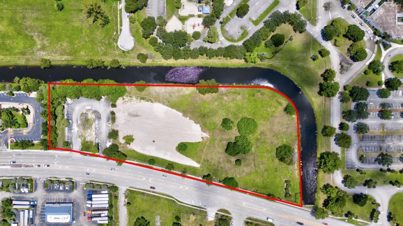  Commercial & Industrial Land Images 