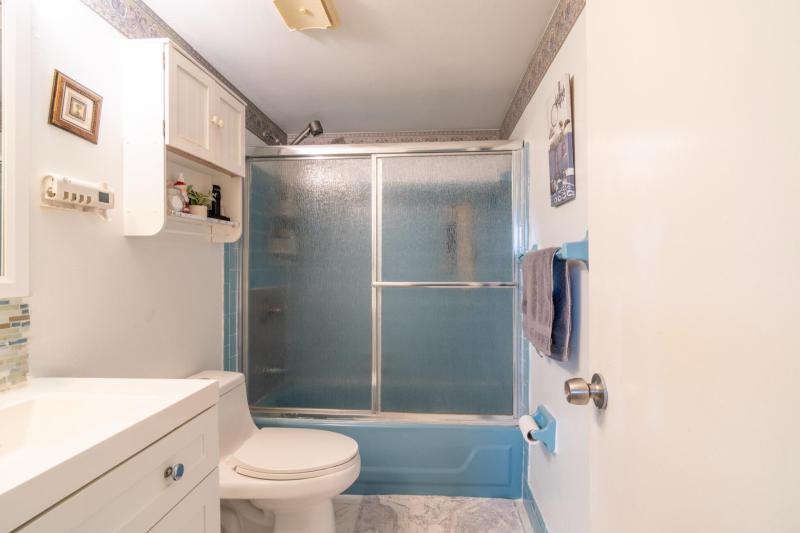  Condo & Townhome Photos