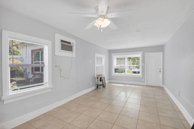 Duplex, Triplex and Fourplex Images