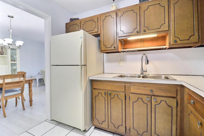  Condo & Townhome Photos