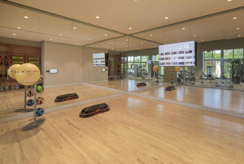  Condo & Townhome Photos