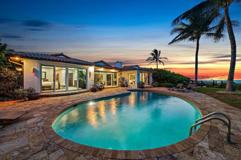  Single Family Homes Photo 15:  Jupiter,  FL 33469