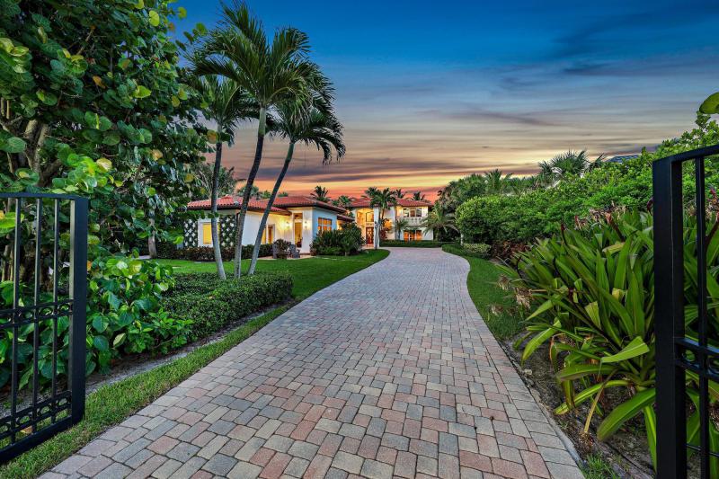  Single Family Homes Photo 20:  Jupiter,  FL 33469