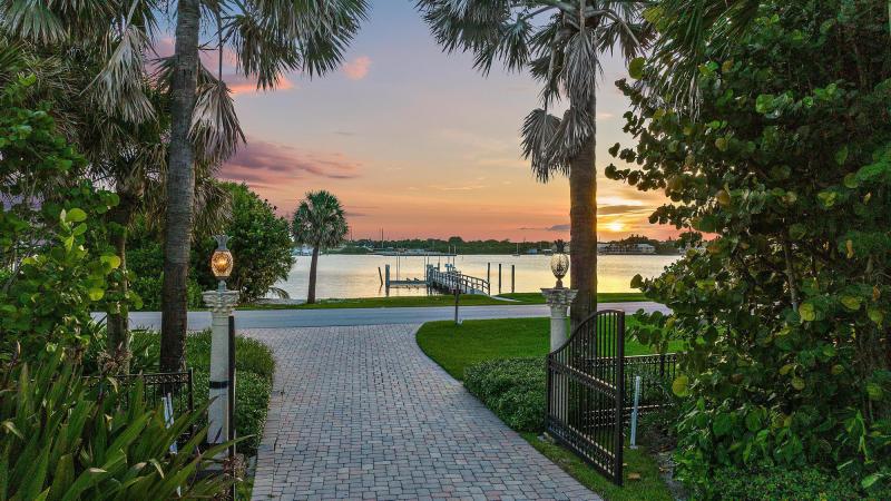  Single Family Homes Photo 23:  Jupiter,  FL 33469