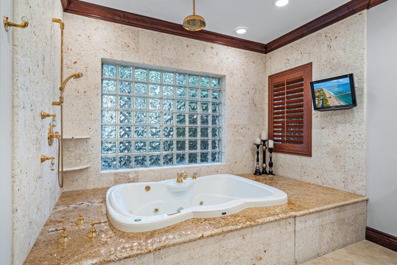  Single Family Homes Photo 52:  Jupiter,  FL 33469