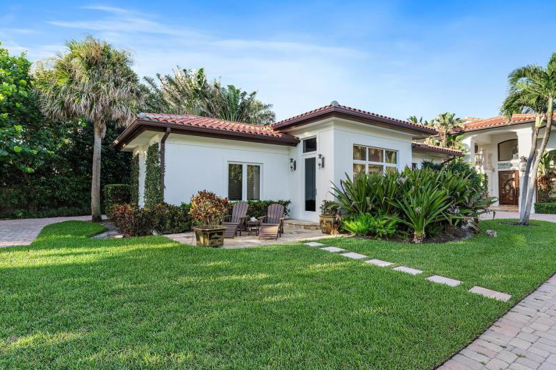  Single Family Homes Photo 72:  Jupiter,  FL 33469