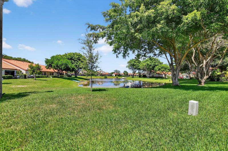  Condo & Townhome Photos