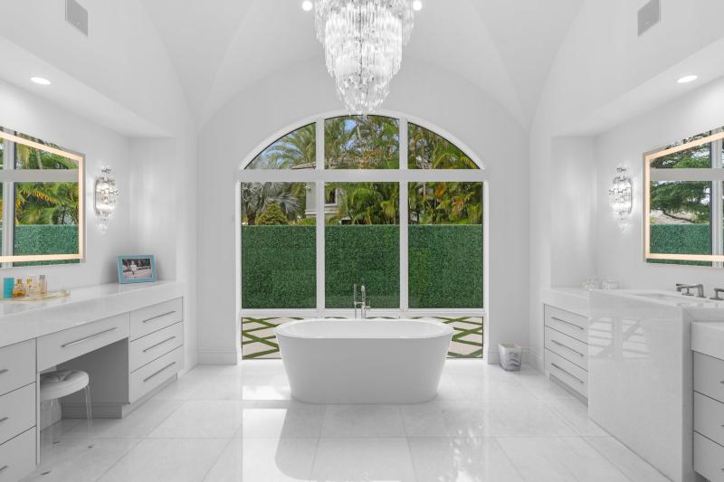  Single Family Homes Photo 18:  Palm Beach Gardens,  FL 33418