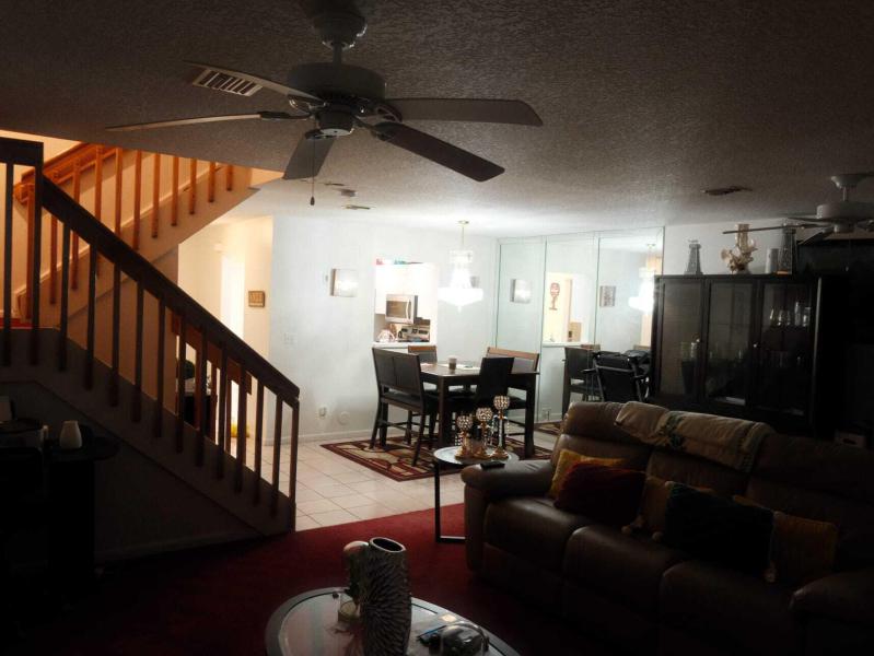  Condo & Townhome Photos