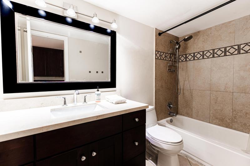  Condo & Townhome Photos