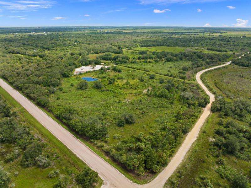  Commercial & Industrial Land Images 