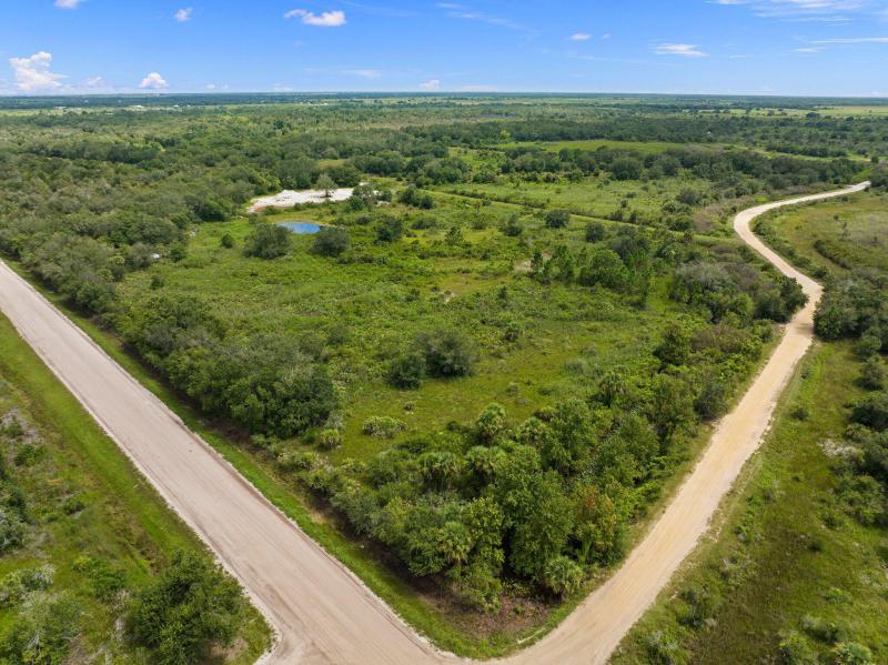  Commercial & Industrial Land Images 