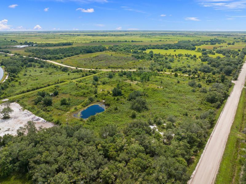  Commercial & Industrial Land Images 