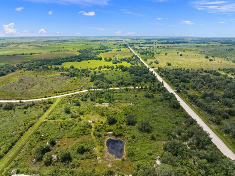  Commercial & Industrial Land Images 