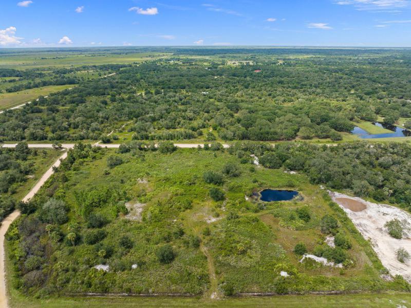  Commercial & Industrial Land Images 