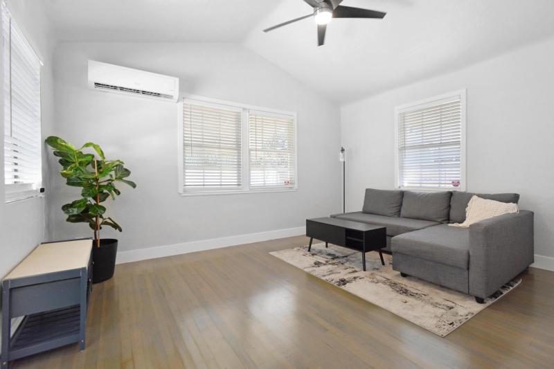 Duplex, Triplex and Fourplex Images