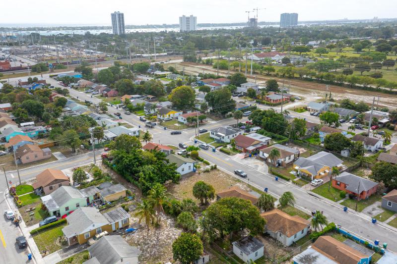 Duplex, Triplex and Fourplex Images