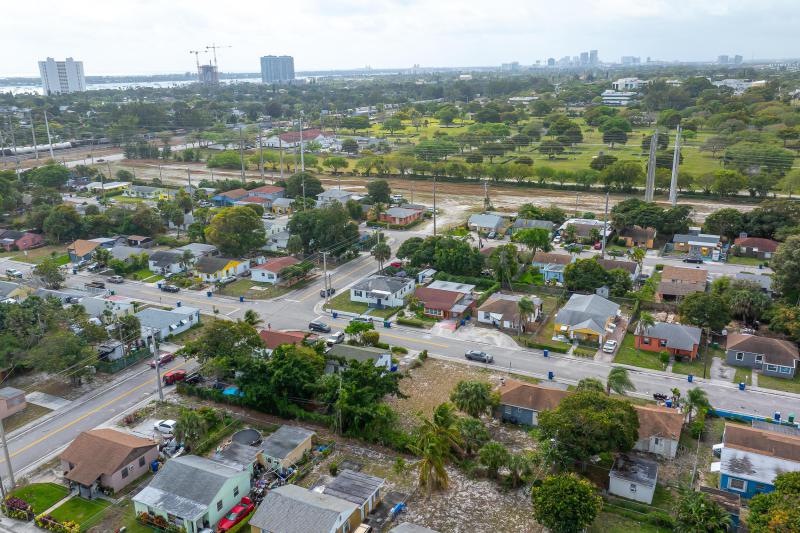 Duplex, Triplex and Fourplex Images