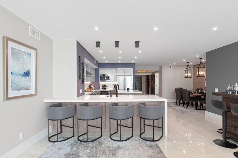  Condo & Townhome Photos