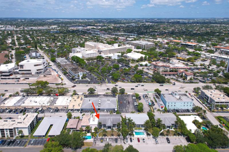  Condo & Townhome Photos