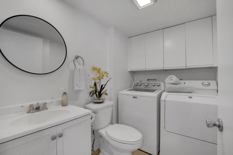  Condo & Townhome Photos
