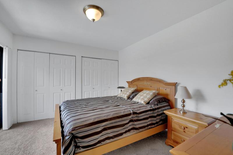  Condo & Townhome Photos