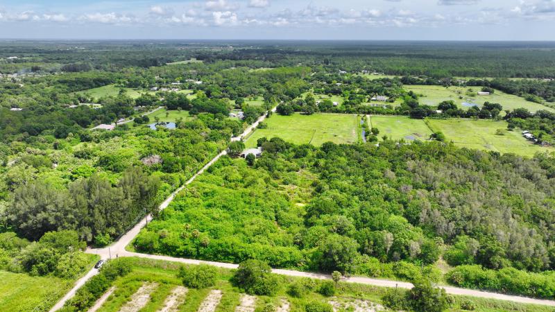  Commercial & Industrial Land Images 