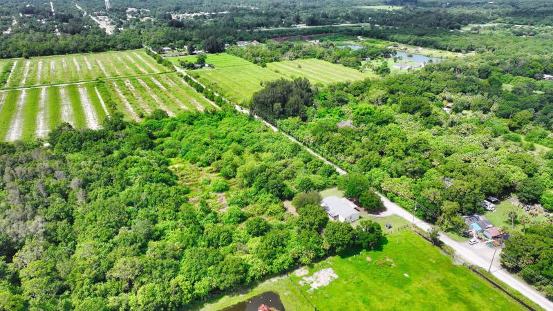  Commercial & Industrial Land Images 